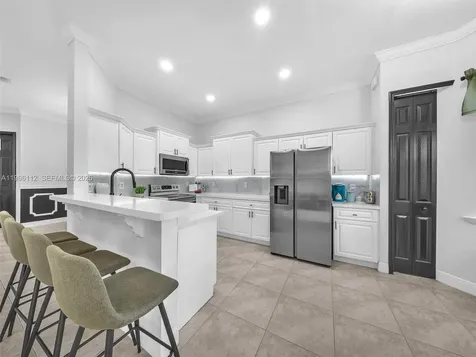 20673 NE 10th Path Miami FL 33179