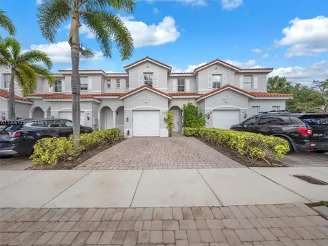 20673 NE 10th Path Miami FL 33179