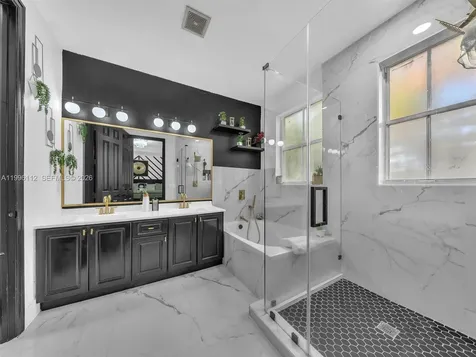 20673 NE 10th Path Miami FL 33179