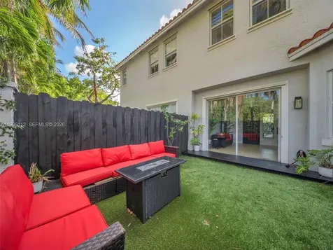 20673 NE 10th Path Miami FL 33179