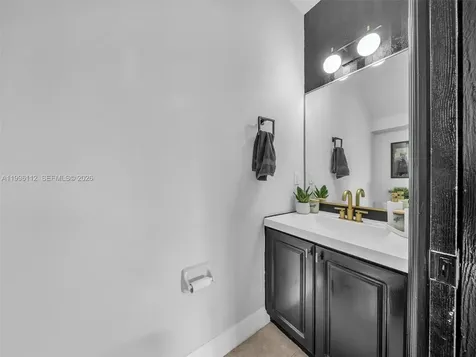 20673 NE 10th Path Miami FL 33179
