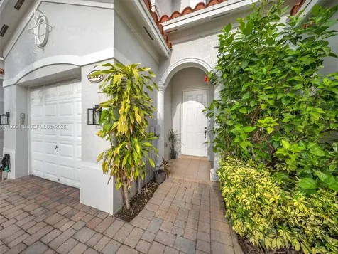 20673 NE 10th Path Miami FL 33179