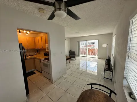 North Miami Beach FL 33160