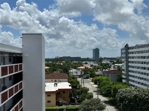North Miami Beach FL 33160