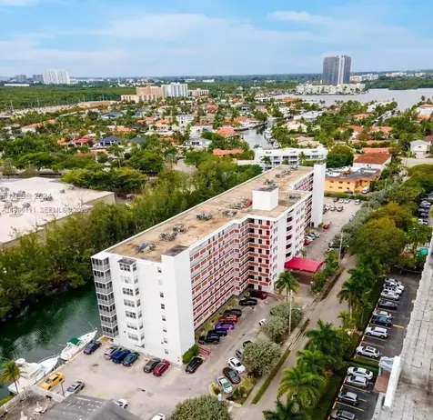 North Miami Beach FL 33160