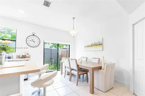 817 NE 211th Street Miami FL 33179