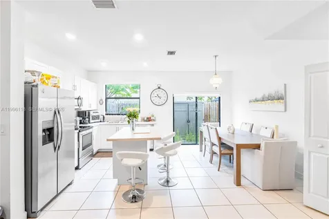 817 NE 211th Street Miami FL 33179