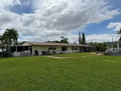 18901 SW 63rd Street Southwest Ranches FL 33332
