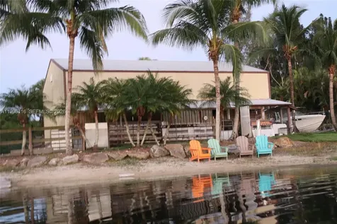 18901 SW 63rd Street Southwest Ranches FL 33332