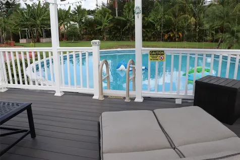 18901 SW 63rd Street Southwest Ranches FL 33332