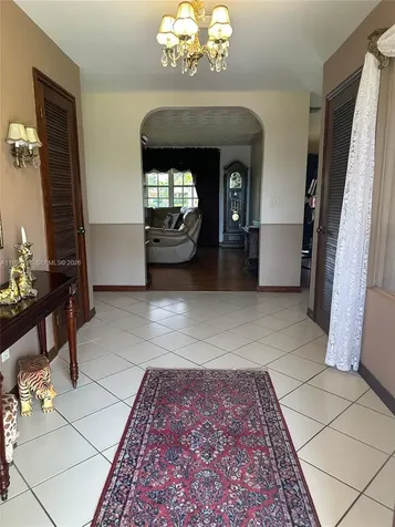 18901 SW 63rd Street Southwest Ranches FL 33332