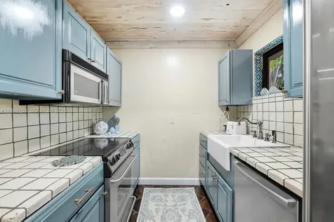 226 Chilean Avenue Palm Beach FL 33480