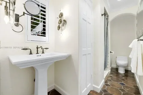 226 Chilean Avenue Palm Beach FL 33480