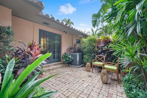 226 Chilean Avenue Palm Beach FL 33480