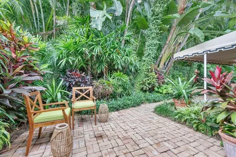 226 Chilean Avenue Palm Beach FL 33480