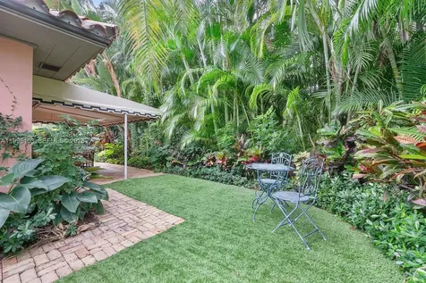 226 Chilean Avenue Palm Beach FL 33480