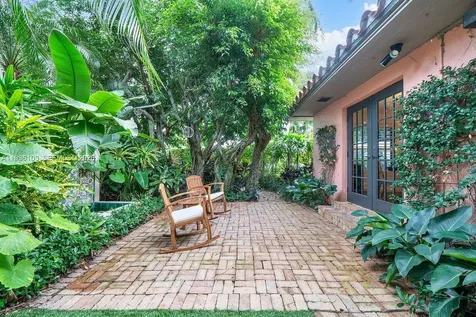 226 Chilean Avenue Palm Beach FL 33480
