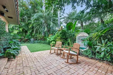 226 Chilean Avenue Palm Beach FL 33480