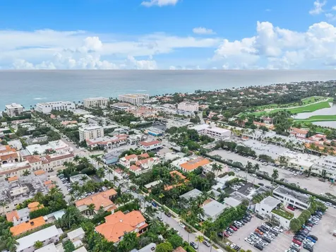 226 Chilean Avenue Palm Beach FL 33480