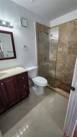 210 E Palm Circle E Pembroke Pines FL 33025
