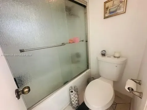 17878 N Bay Road Sunny Isles Beach FL 33160