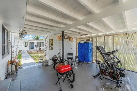 7625 NW 4th Court Miami FL 33150