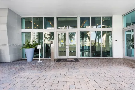335 S Biscayne Boulevard Miami FL 33131