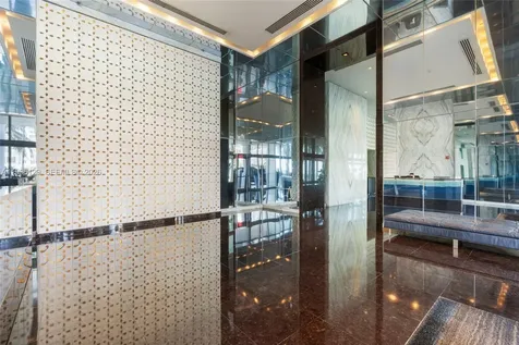335 S Biscayne Boulevard Miami FL 33131
