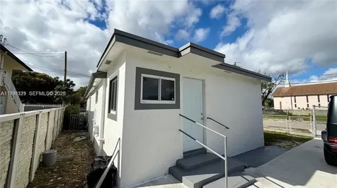 6859 NW 17th Avenue Miami FL 33147