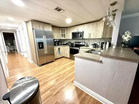 5371 NW 200th Terrace Miami Gardens FL 33055