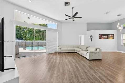 9836 NW 48th Court Coral Springs FL 33076