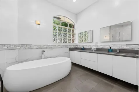 9836 NW 48th Court Coral Springs FL 33076