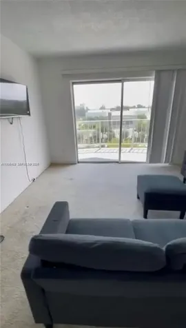 496 NW 165th Street Road Miami FL 33169