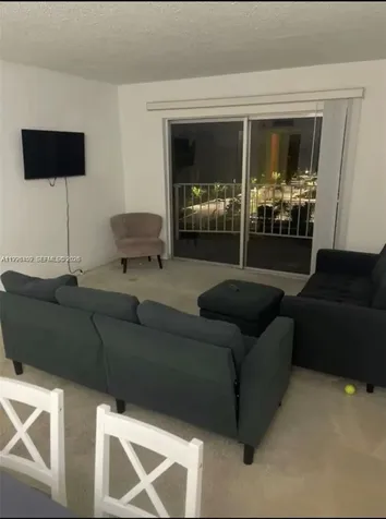 496 NW 165th Street Road Miami FL 33169