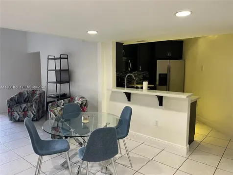 9403 Fontainebleau Boulevard Miami FL 33172