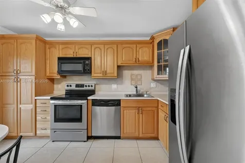 2991 NW 46th Avenue Lauderdale Lakes FL 33313