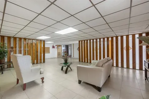 6130 W 19th Avenue Hialeah FL 33012