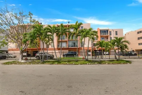 6130 W 19th Avenue Hialeah FL 33012