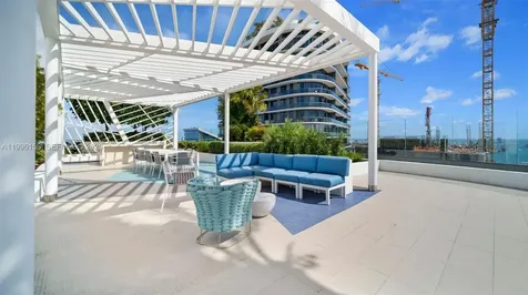 55 SW 9th Miami FL 33130