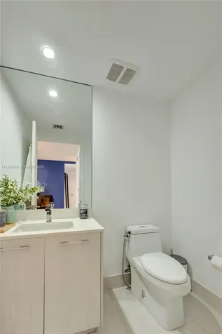 55 SW 9th Miami FL 33130