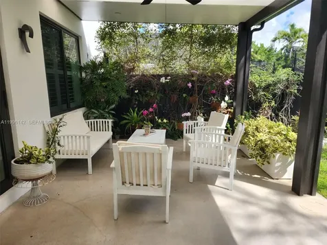 1411 SW 66th Avenue West Miami FL 33144
