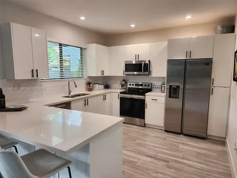 1411 SW 66th Avenue West Miami FL 33144
