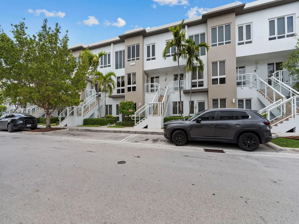10265 NW 63rd Terrace Doral FL 33178