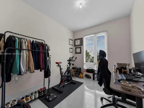 10265 NW 63rd Terrace Doral FL 33178