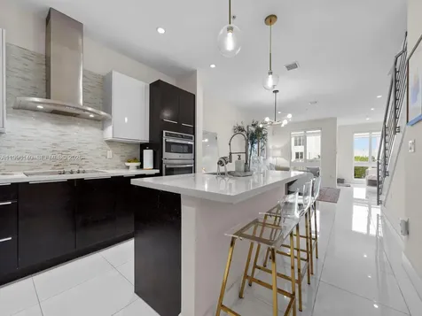10265 NW 63rd Terrace Doral FL 33178