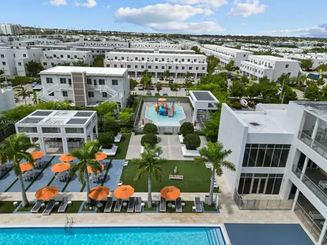 10265 NW 63rd Terrace Doral FL 33178