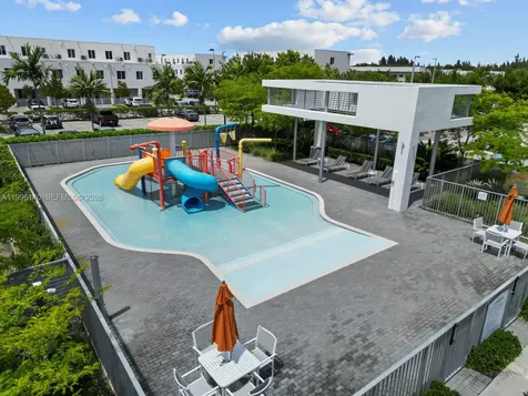 10265 NW 63rd Terrace Doral FL 33178