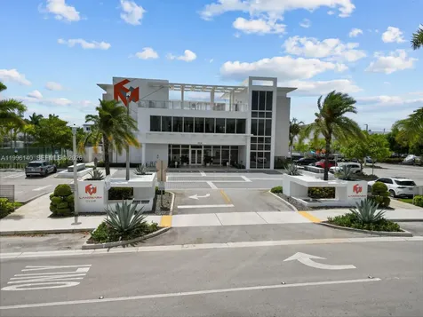 10265 NW 63rd Terrace Doral FL 33178