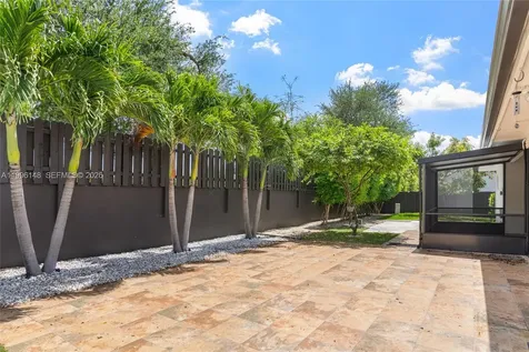 10625 SW 79th Place Miami FL 33156