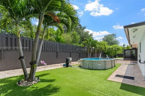 10625 SW 79th Place Miami FL 33156